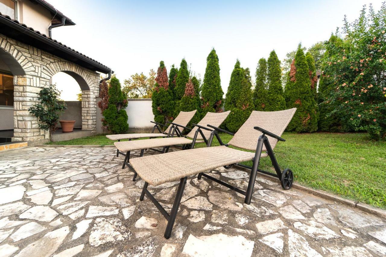 Danubio Residence Aljmaš Exterior foto